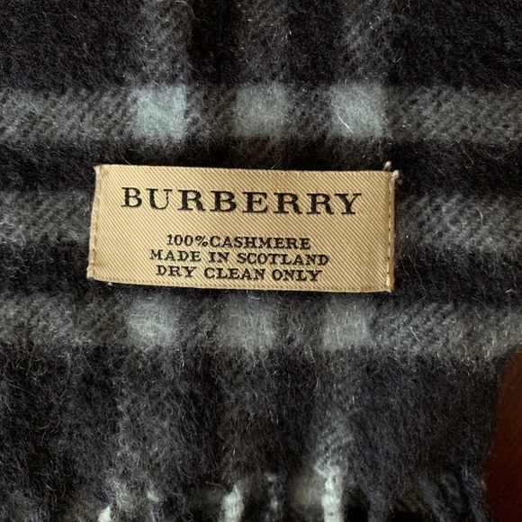 Burberry Scarf - Cashmere